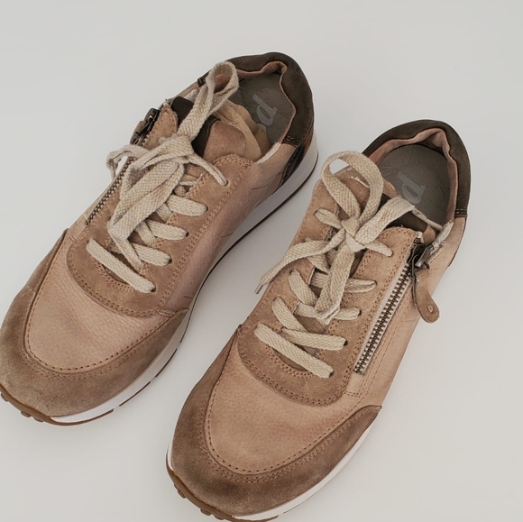 Paul Green Oceana Leather Sneaker - Picture 4 of 10